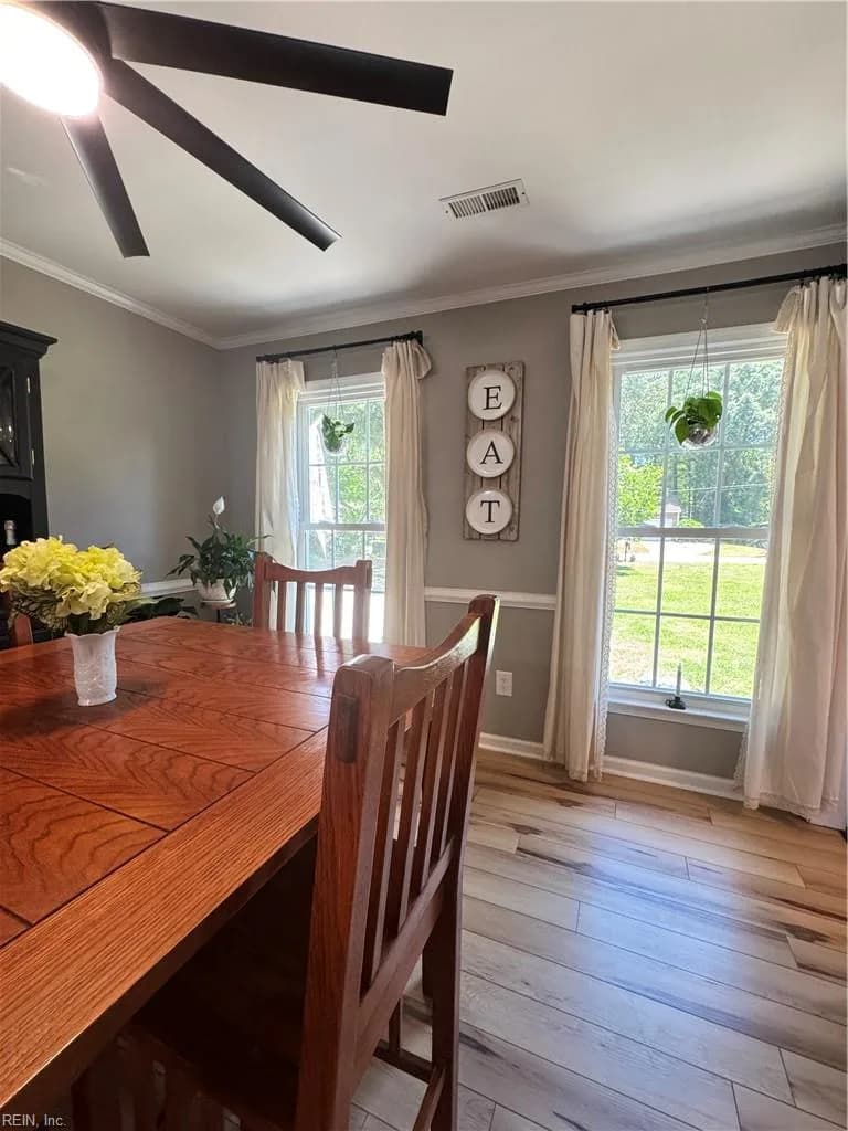 315 Sharon DR, SEAFORD VA 23696 - Photo 5