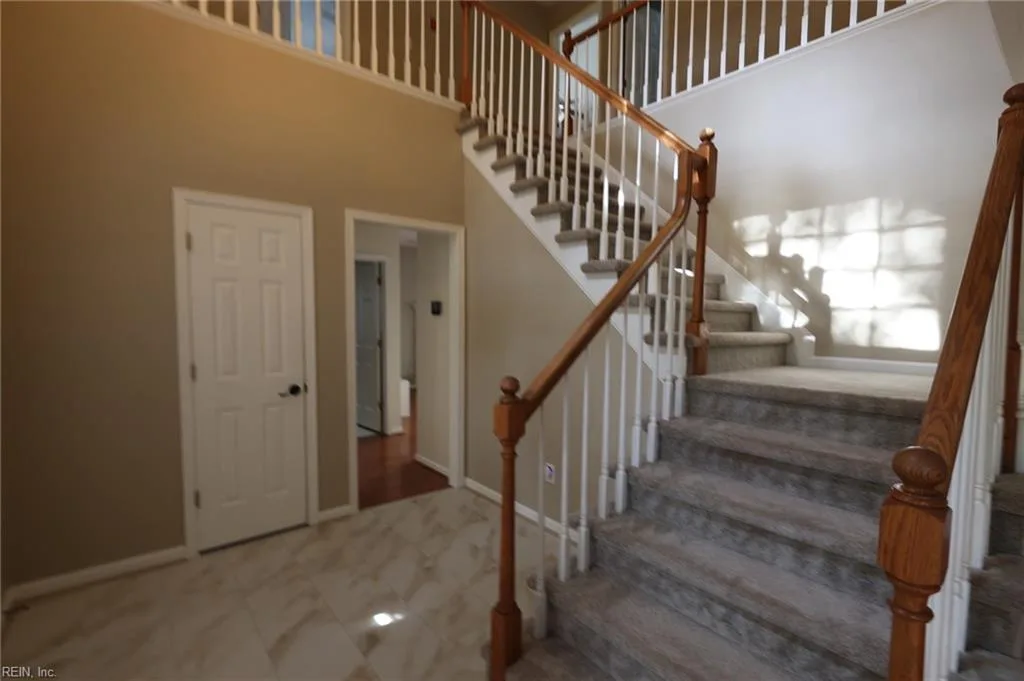 401 Rock Creek CT, YORKTOWN VA 23693 - Photo 4