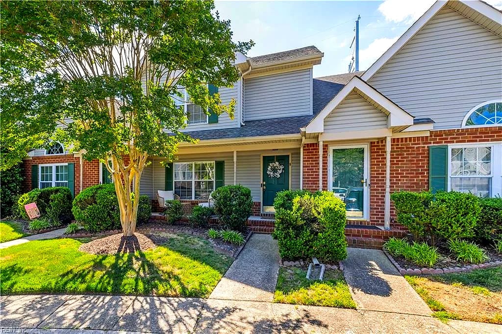 253 N Hill LN, Chesapeake — 2 bed Residential, 1,600 sqft