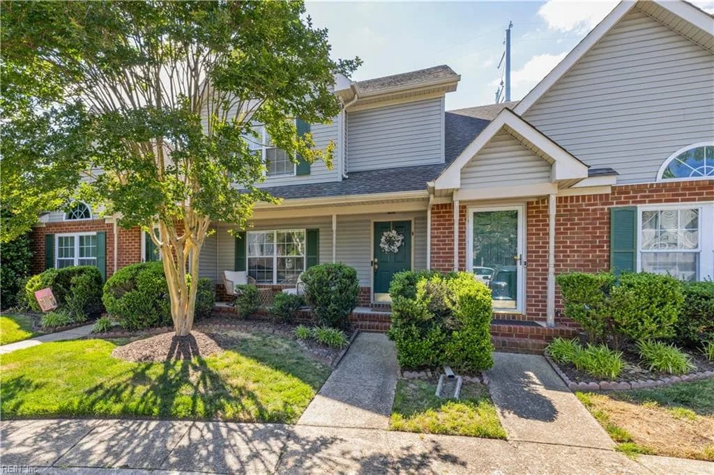 253 N Hill LN, CHESAPEAKE VA 23322 - Photo 2