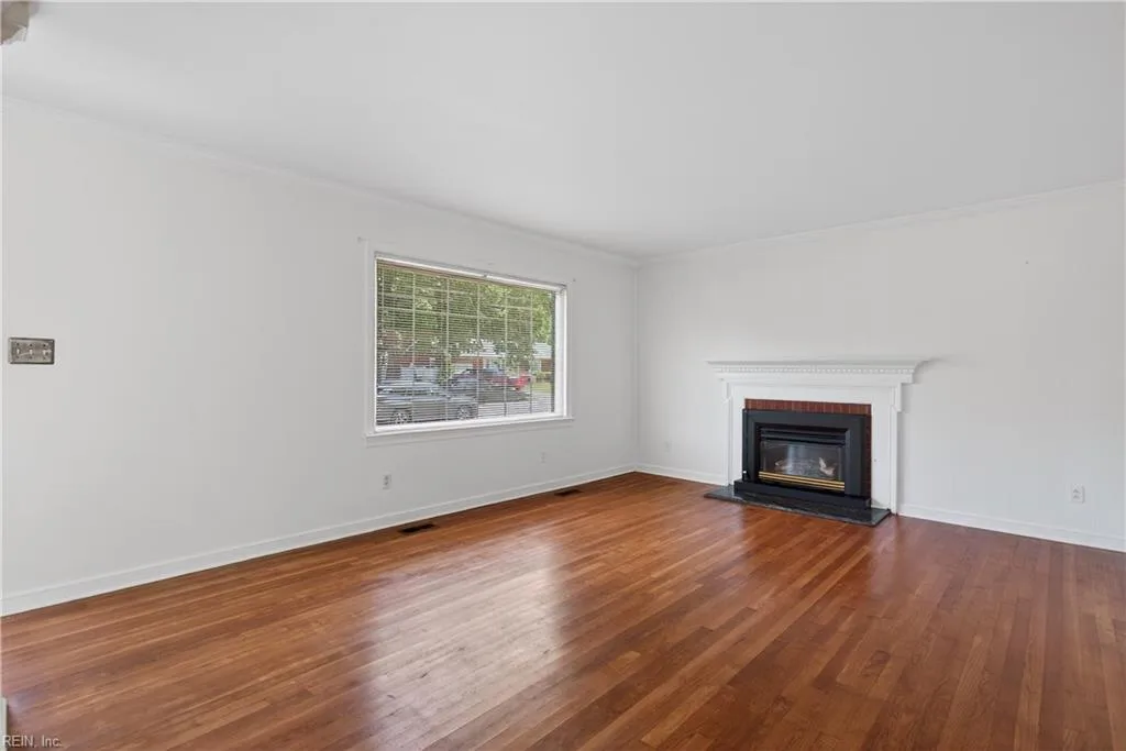 4709 Threechopt RD, HAMPTON VA 23666 - Photo 5