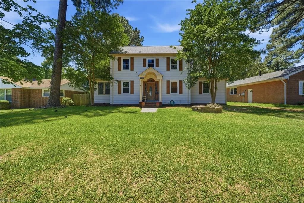 4201 Winchester DR, PORTSMOUTH VA 23707 - Main photo