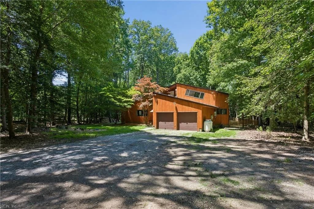 12465 Titus Cove LNDG, CARROLLTON VA 23314 - Photo 4