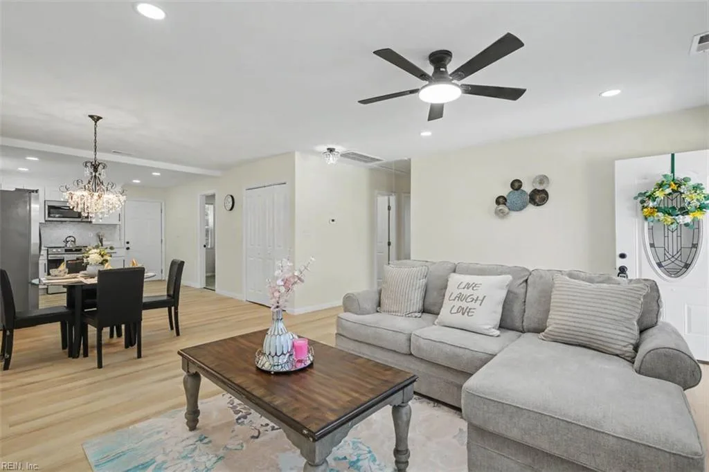 54 Cavalier RD, HAMPTON VA 23669 - Main photo