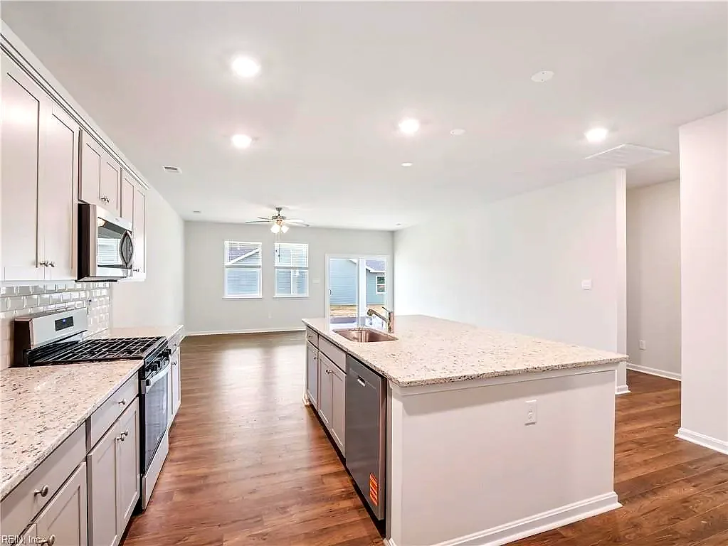 5118 Duxbury RD, SUFFOLK VA 23435 - Photo 5