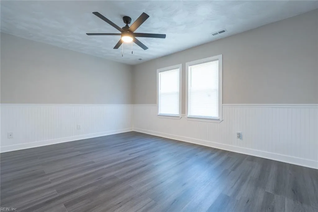 4032 Sloop TRL, CHESAPEAKE VA 23321 - Photo 5