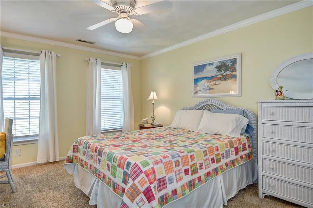 605 Foxgate QTR, CHESAPEAKE VA 23322 - Photo 3