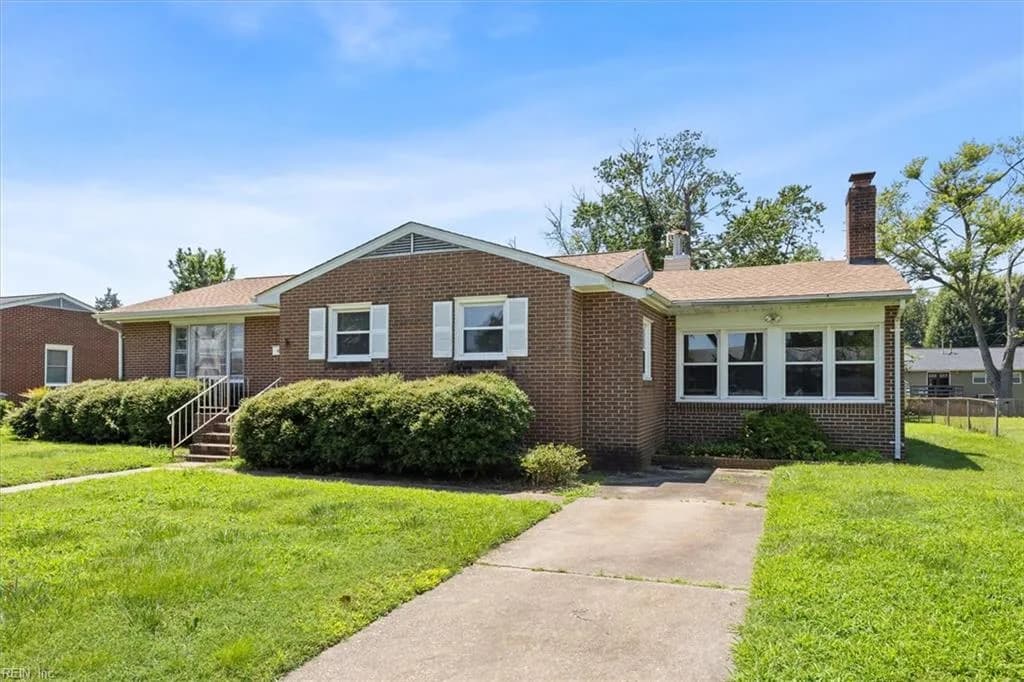 7 Briar DR, HAMPTON VA 23661 - Photo 3