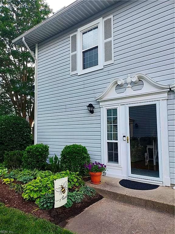 611 Oleander CIR, VIRGINIA BEACH VA 23464 - Main photo