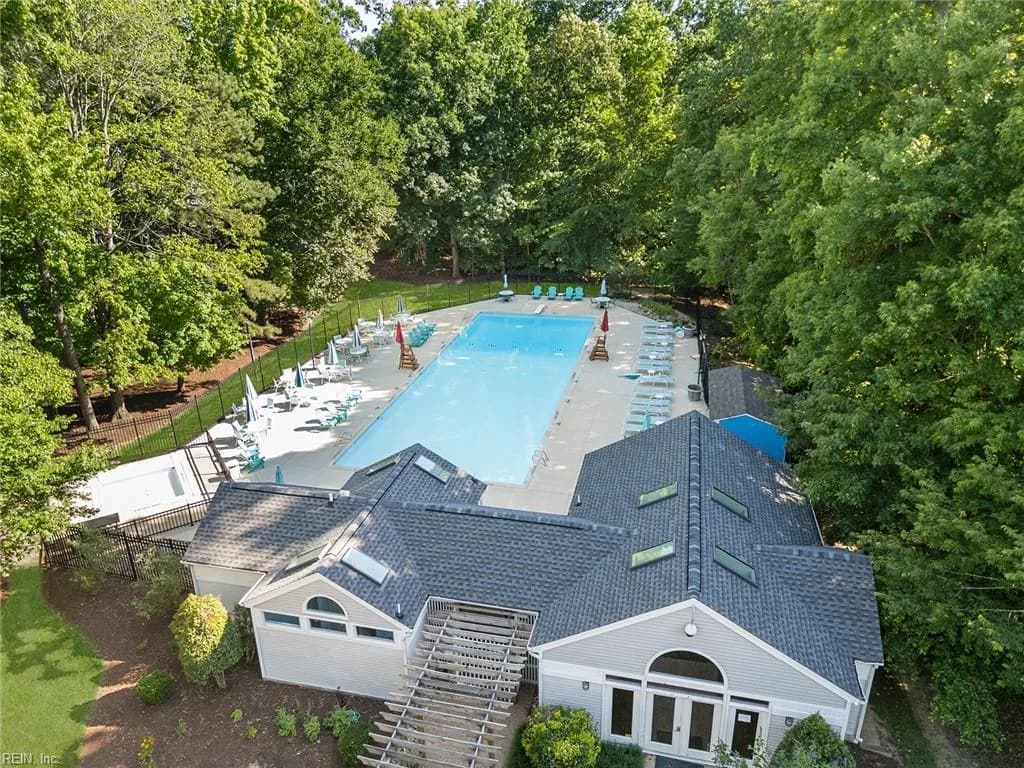 321 Windy Ridge LN, NEWPORTNEWS VA 23602 - Photo 3