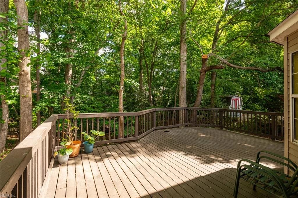 321 Windy Ridge LN, NEWPORTNEWS VA 23602 - Photo 5