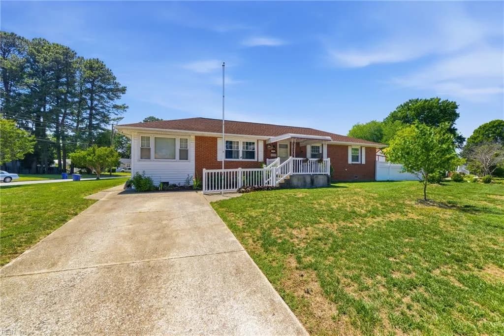 26 Prince William RD, NEWPORTNEWS VA 23608 - Photo 2