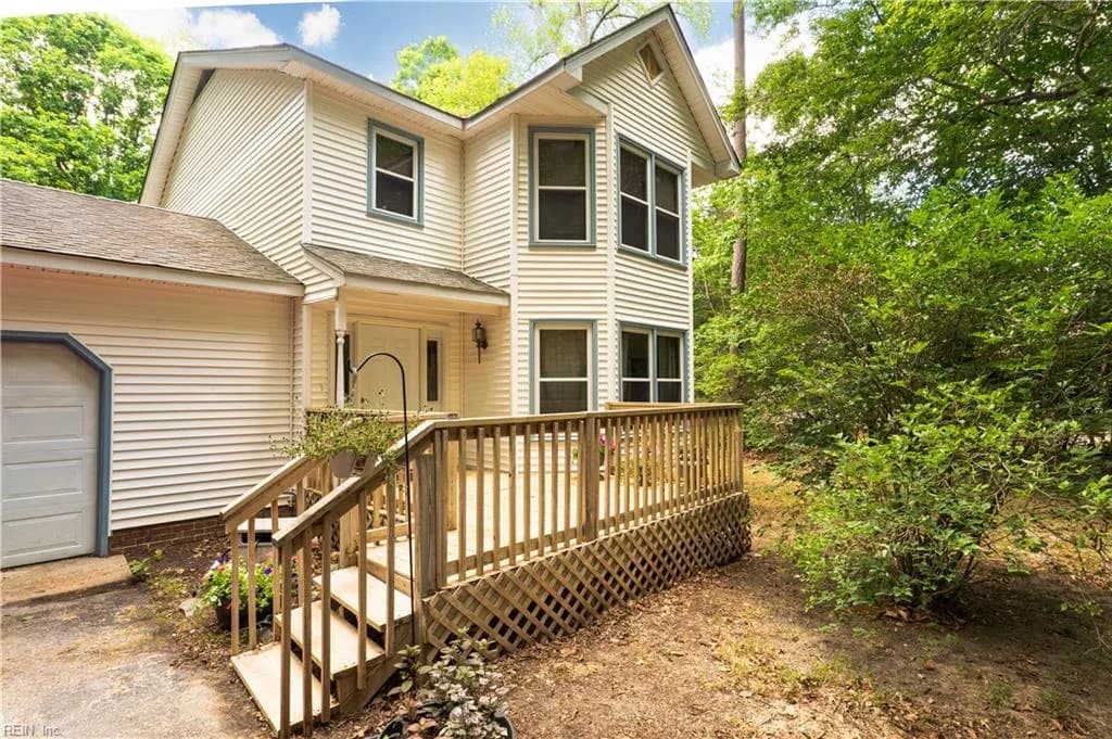 8153 Meandering LN, NORTH VA 23128 - Photo 5