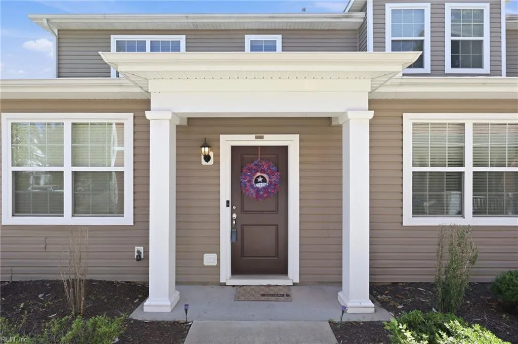 2526 Leytonstone DR, CHESAPEAKE VA 23321 - Photo 4