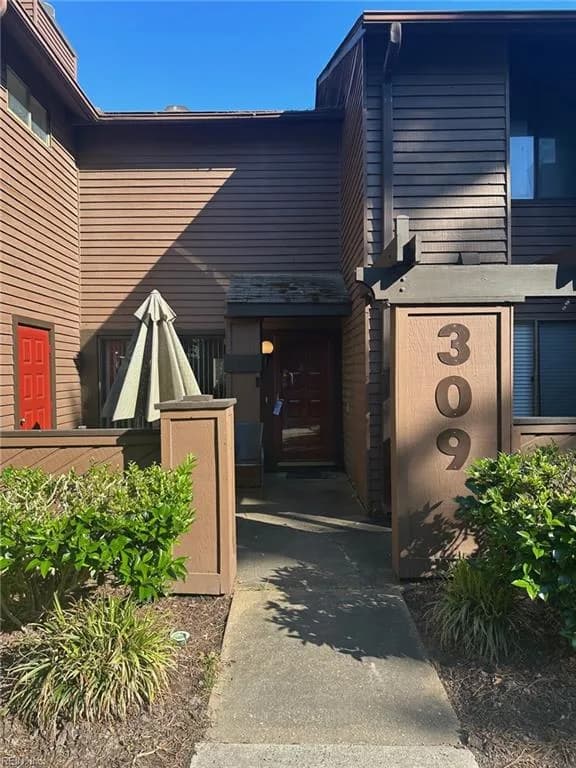 309 Bantry XRS, VIRGINIABEACH VA 23452 - Photo 2