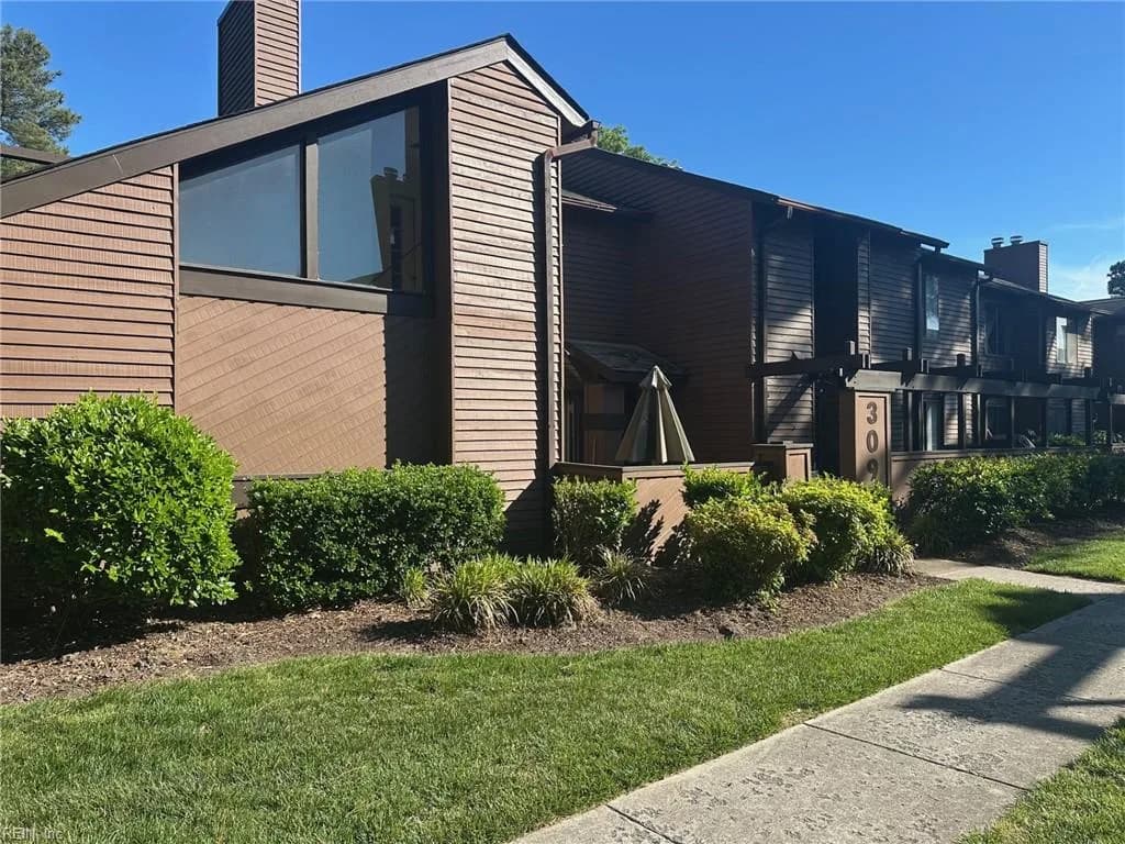 309 Bantry XRS, VIRGINIABEACH VA 23452 - Photo 4