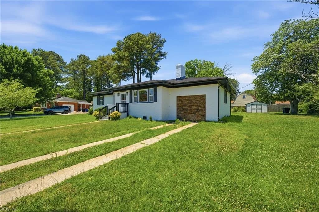 302 Chandler Harper DR, PORTSMOUTH VA 23701 - Photo 4