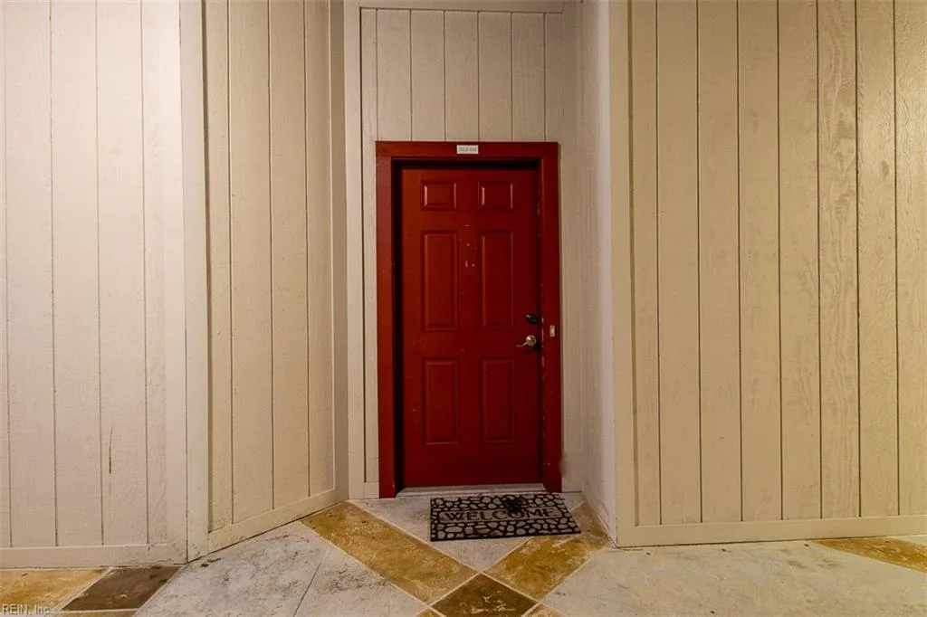 5212 Nuthall DR #103, VIRGINIABEACH VA 23455 - Photo 3