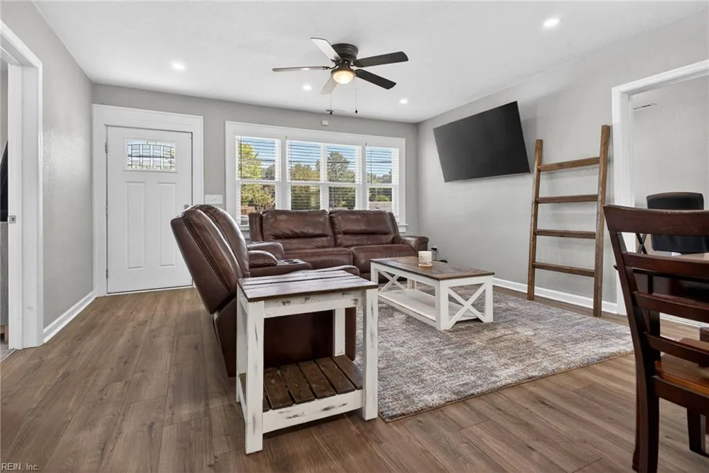 526 Brook AVE, SUFFOLK VA 23434 - Photo 4