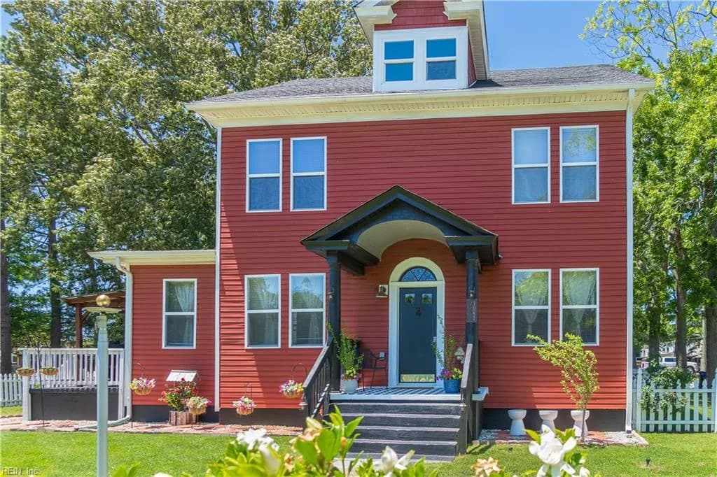 1062 Stanley RD, PORTSMOUTH VA 23701 - Photo 2