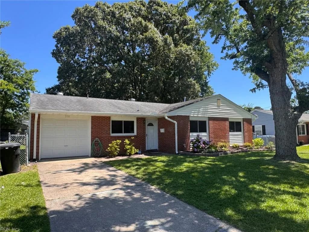 210 E Chickasaw RD, VIRGINIABEACH VA 23462 - Photo 2