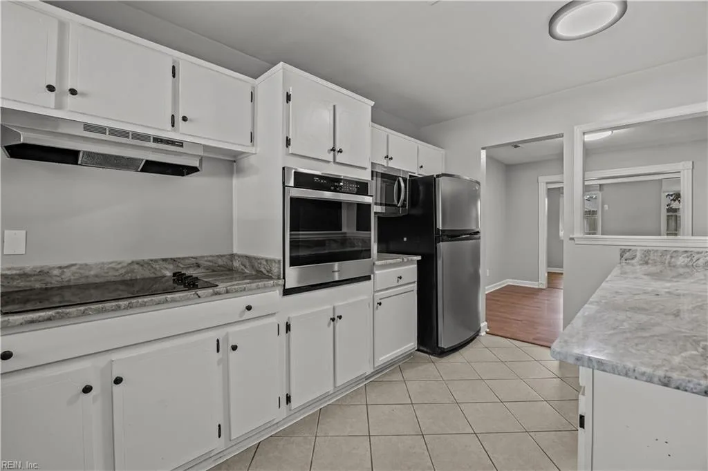210 E Chickasaw RD, VIRGINIABEACH VA 23462 - Photo 5