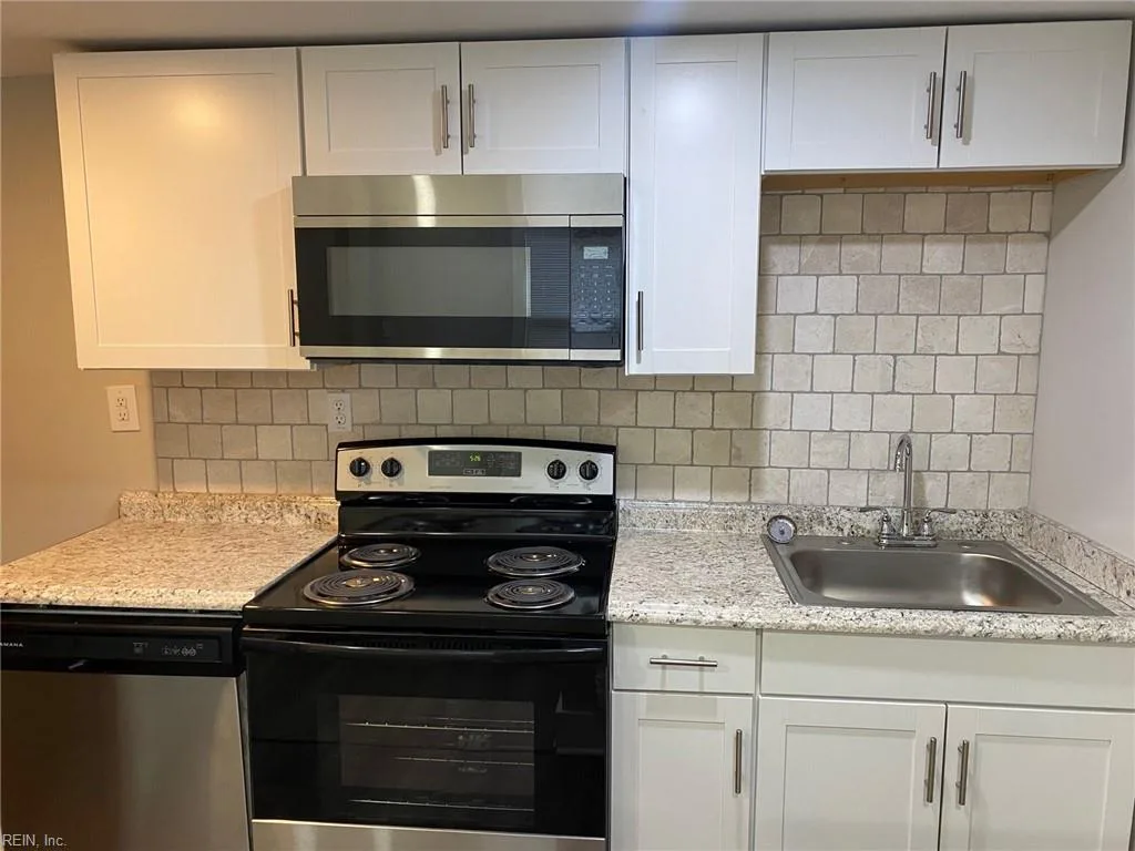 2715 Portsmouth BLVD, PORTSMOUTH VA 23704 - Photo 4