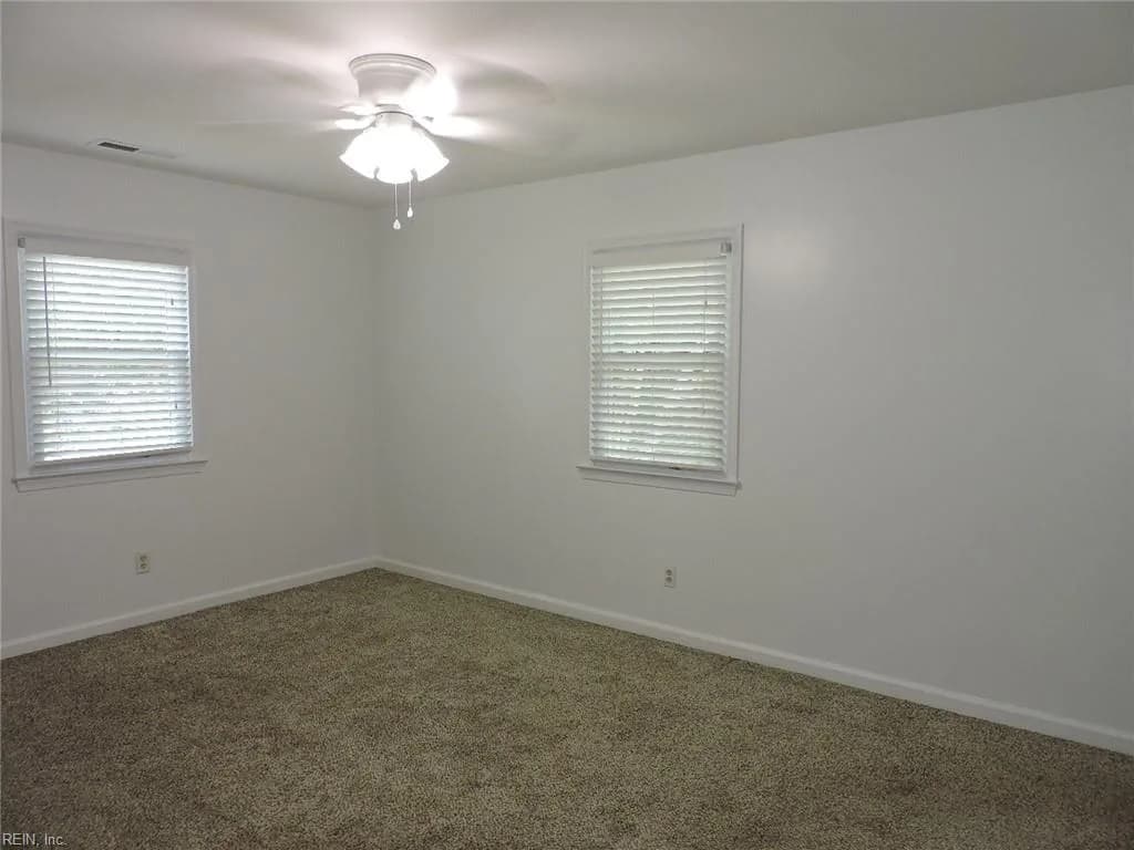 6972 LINDA CIR, HAYES VA 23072 - Photo 3