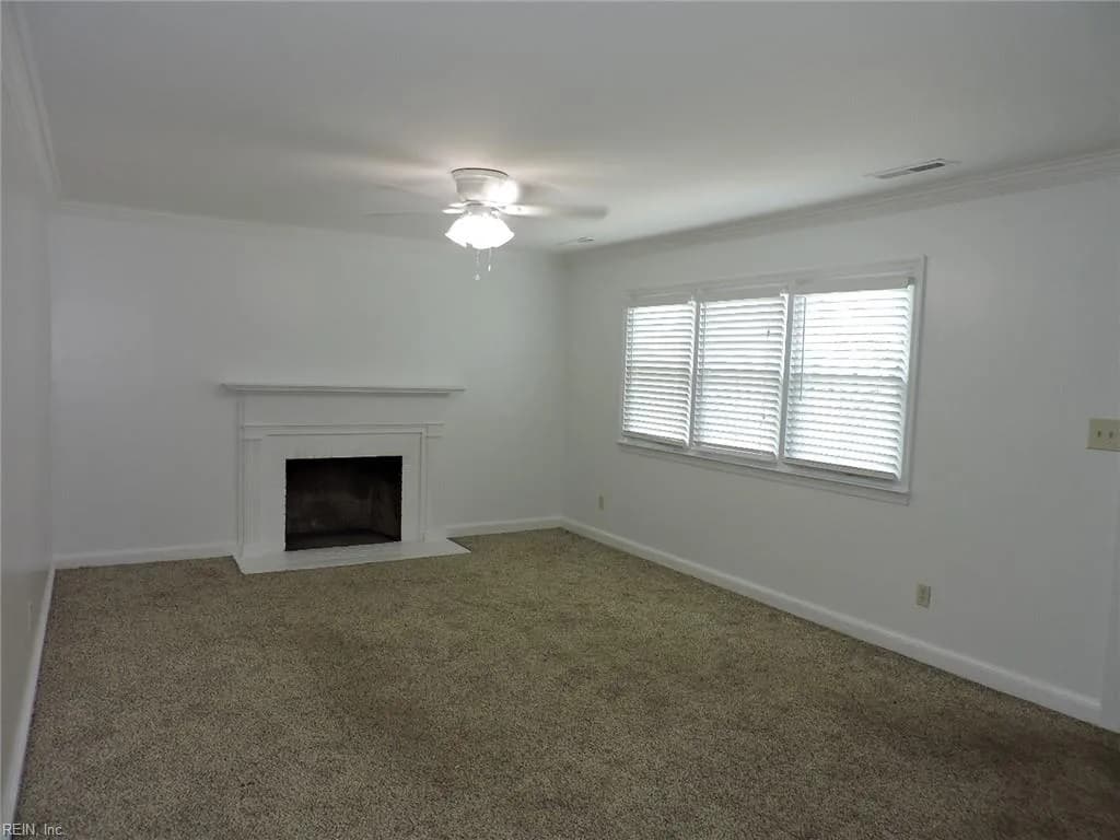 6972 LINDA CIR, HAYES VA 23072 - Photo 4