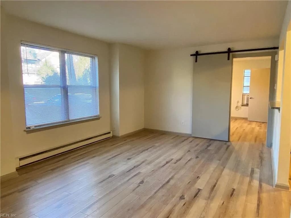 618 W Olney RD #1, NORFOLK VA 23505 - Photo 4