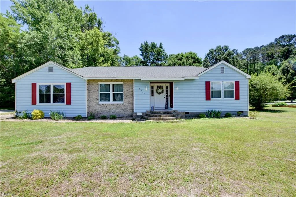 5744 Godwin BLVD, SUFFOLK VA 23432