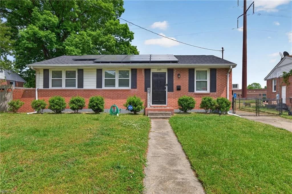 1305 Yeadon RD, CHESAPEAKE VA 23324 - Main photo