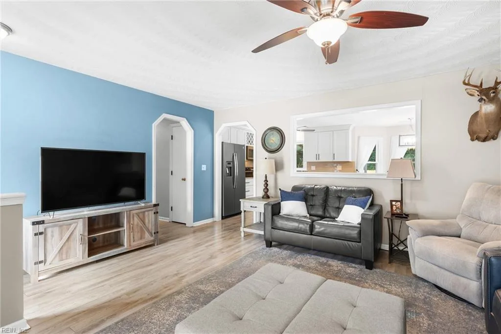 812 Gloss ST, CHESAPEAKE VA 23322 - Photo 5