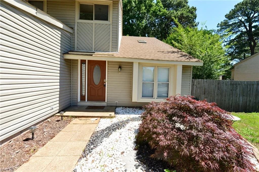 1548 Beachview DR, VIRGINIABEACH VA 23464 - Photo 4