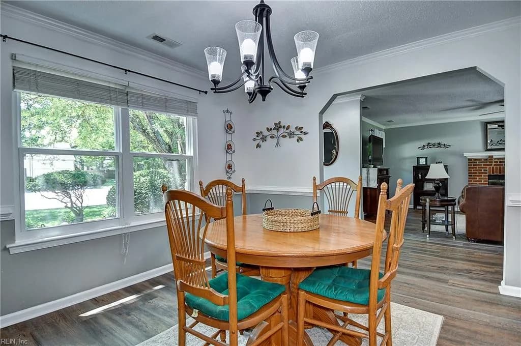 608 Woodcott DR, CHESAPEAKE VA 23322 - Photo 5