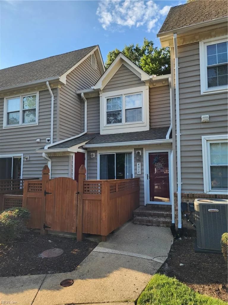 401 Henley CT #K, CHESAPEAKE VA 23320 - Main photo