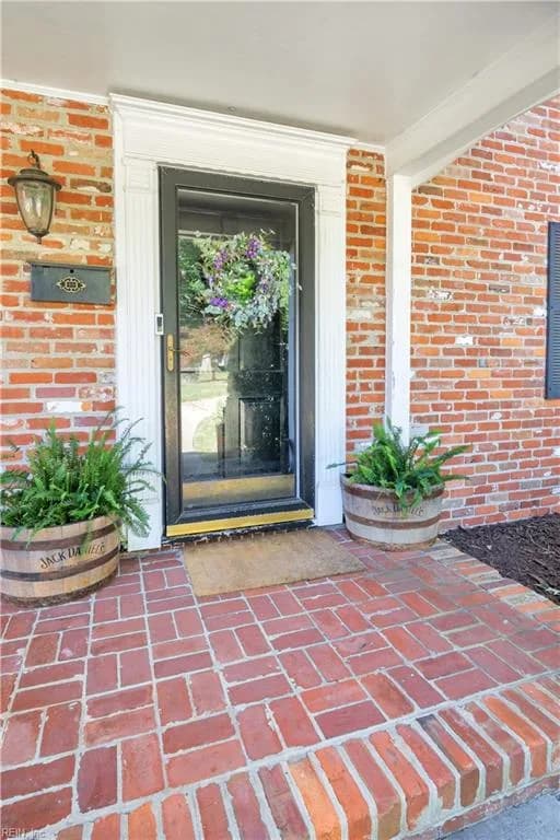 117 Dogwood DR, NEWPORTNEWS VA 23606 - Photo 4