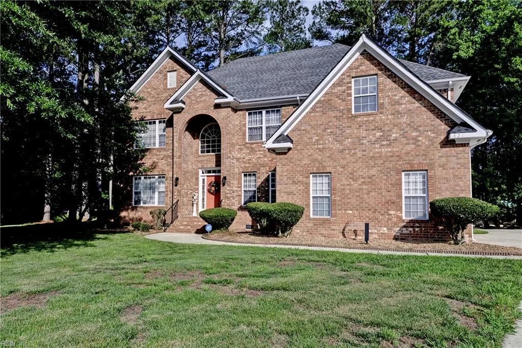 821 Edinburgh CT, SMITHFIELD VA 23430 - Photo 3