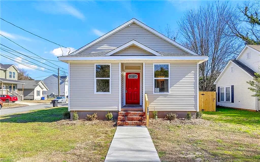 2001 Peach ST, PORTSMOUTH VA 23704 - Photo 4