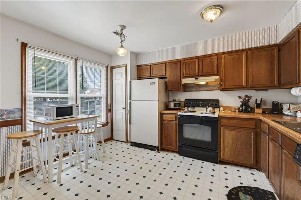 4638 Marlwood WAY, VIRGINIABEACH VA 23462 - Photo 4
