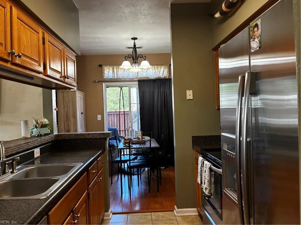 710 Willow Green CT, CHESAPEAKE VA 23320 - Photo 4