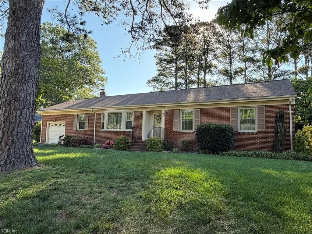 3305 Hemlock DR, CHESAPEAKE VA 23321 - Main photo