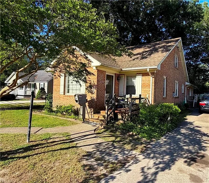 511 Pretlow ST, FRANKLIN VA 23851 - Photo 2