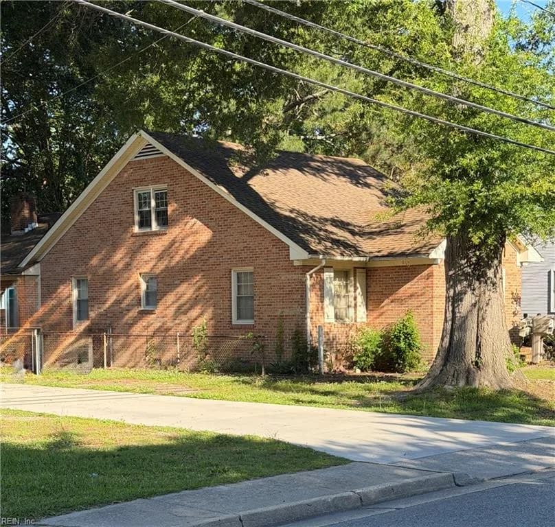 511 Pretlow ST, FRANKLIN VA 23851 - Photo 4