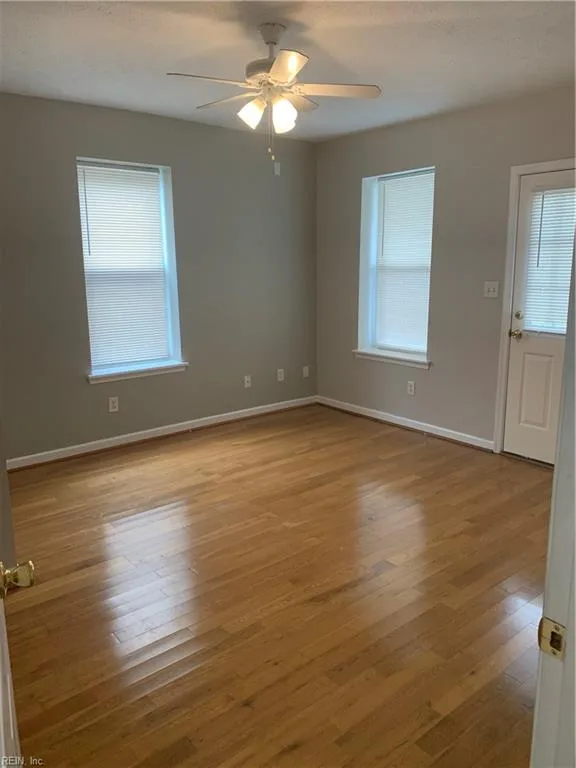 869 W 35th ST #4, NORFOLK VA 23508 - Photo 5