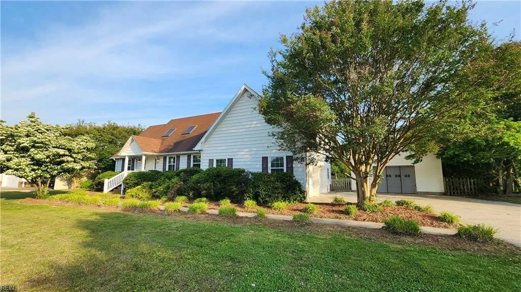 955 Kings Fork RD, Suffolk — 4 bed Residential, 2,468 sqft