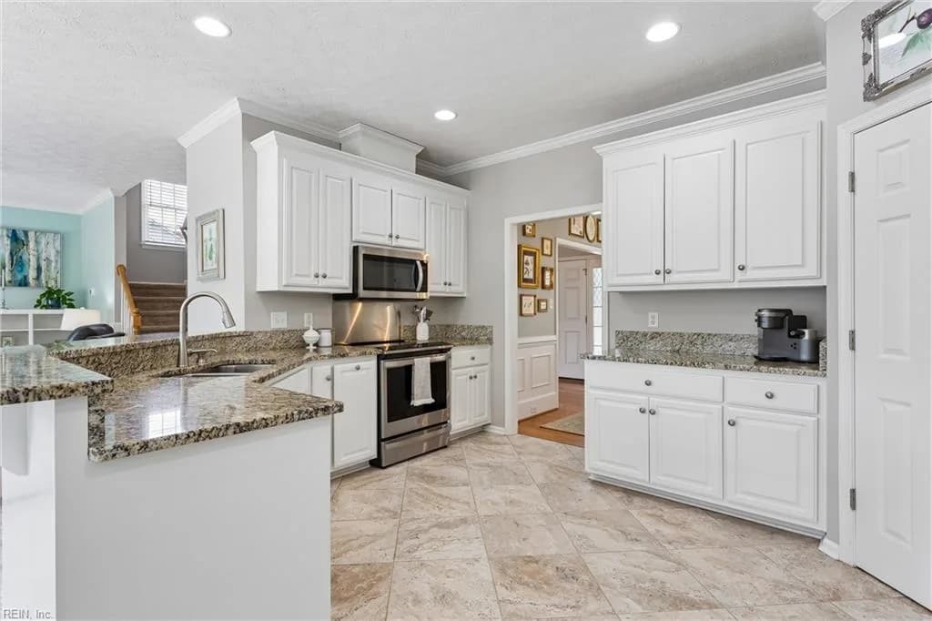8464 Ashington WAY, WILLIAMSBURG VA 23188 - Photo 4