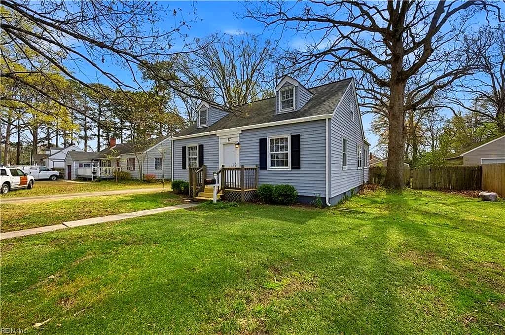 17 Green Oaks RD, NEWPORTNEWS VA 23601 - Photo 4