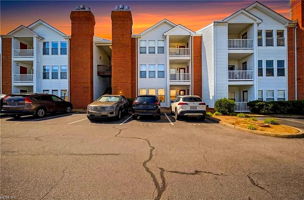 2249 Estuary CT, VIRGINIA BEACH VA 23451 - Main photo
