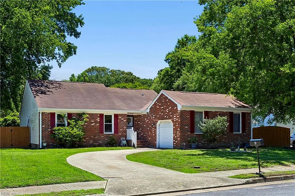 2 Wooded Hill DR, Hampton — 4 bed Residential, 1,465 sqft